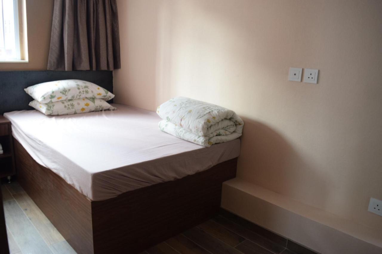 Ruby Hostel Цзюлун Экстерьер фото